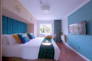 Photo 7- click for photo gallery